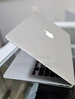 Photo - New Laptop Apple MacBook Air 2011 4GB Intel Core I5 SSD 128GB