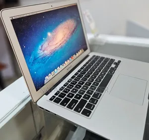 New Laptop Apple MacBook Air 2011 4GB Intel Core I5 SSD 128GB