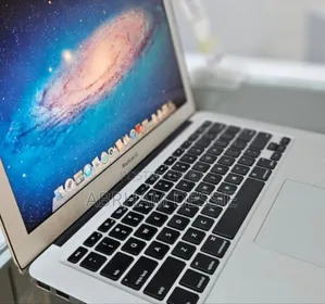 New Laptop Apple MacBook Air 2011 4GB Intel Core I5 SSD 128GB