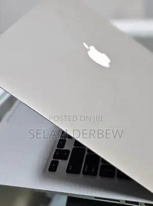 New Laptop Apple MacBook Air 2011 4GB Intel Core I5 SSD 128GB