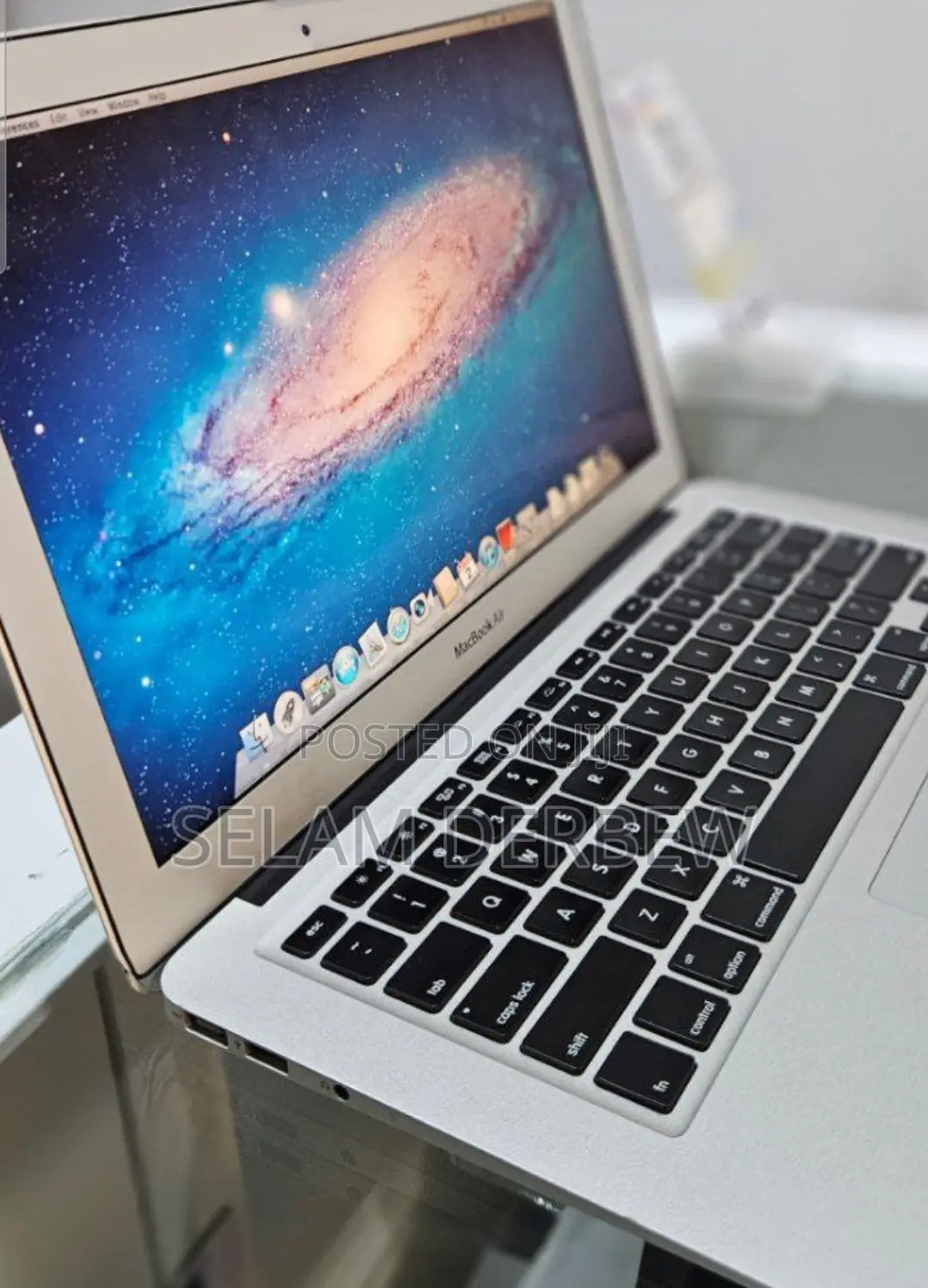 New Laptop Apple MacBook Air 2011 4GB Intel Core I5 SSD 128GB