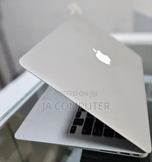 New Laptop Apple MacBook Air 2011 4GB Intel Core I5 SSD 128GB