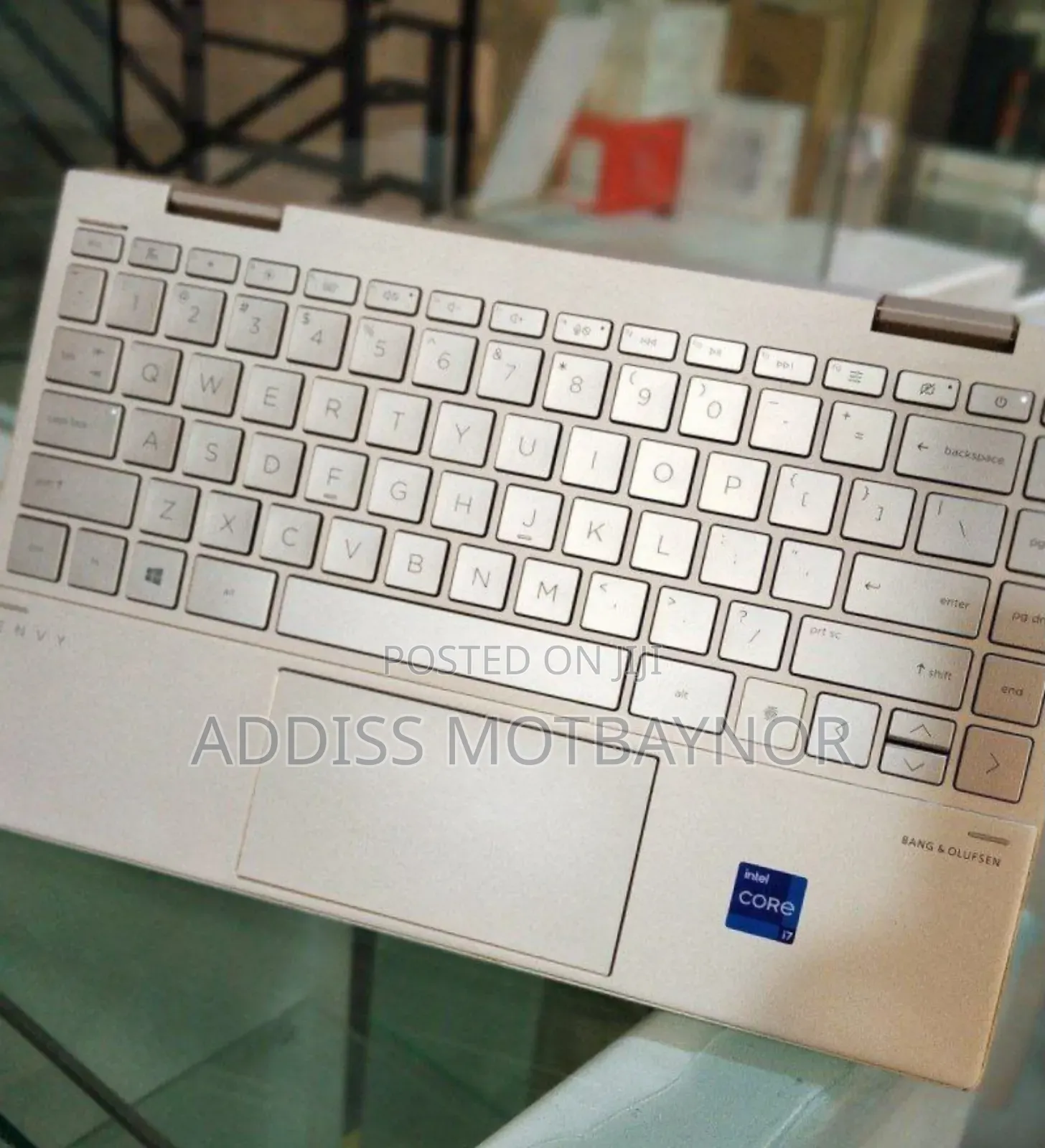 New Laptop HP Envy X360 8GB Intel Core I7 SSD 1T