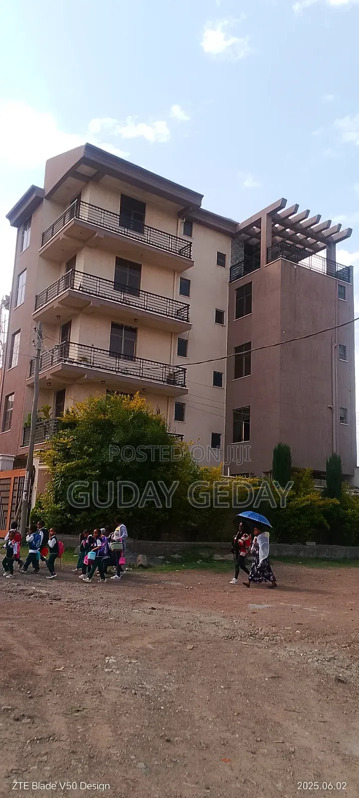 250 ካሬ G+4 ህንፃ ባንክ ብድር የተመቻቸ