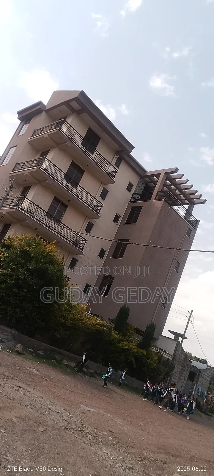 250 ካሬ G+4 ህንፃ ባንክ ብድር የተመቻቸ