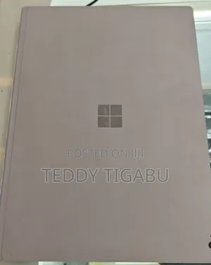 Photo - New Laptop Microsoft Surface Book 3 16GB Intel Core I7 SSD 256GB