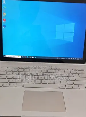 New Laptop Microsoft Surface Book 3 16GB Intel Core I7 SSD 256GB