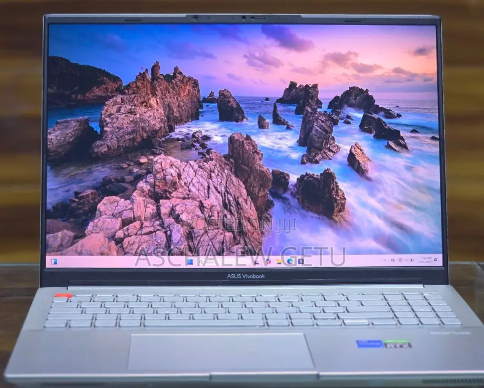 New Laptop Asus Vivobook 16 16GB Intel Core I7 SSD 512GB
