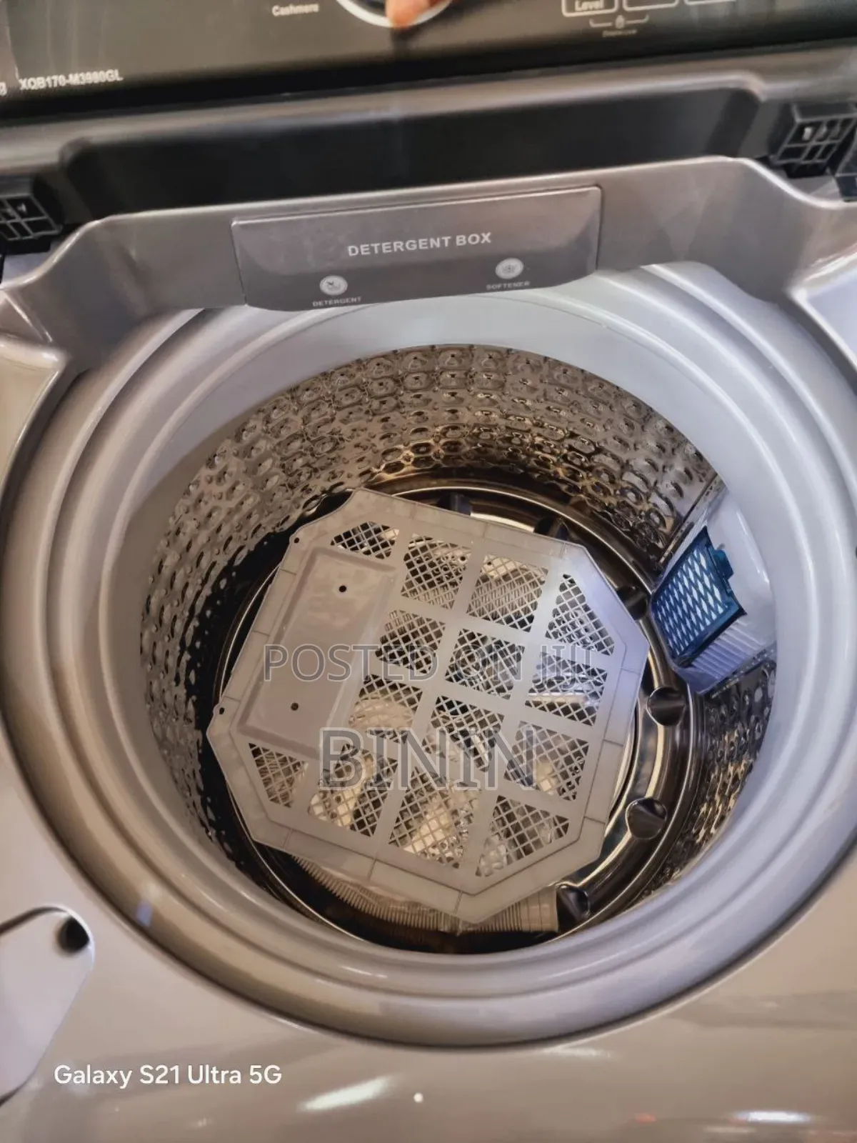 Samsung Washing Machine 17kg Top Loading for Sale in Deliver