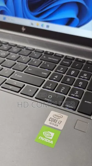 New Laptop HP ZBook Firefly 14 G7 16GB Intel Core I7 SSD 512GB