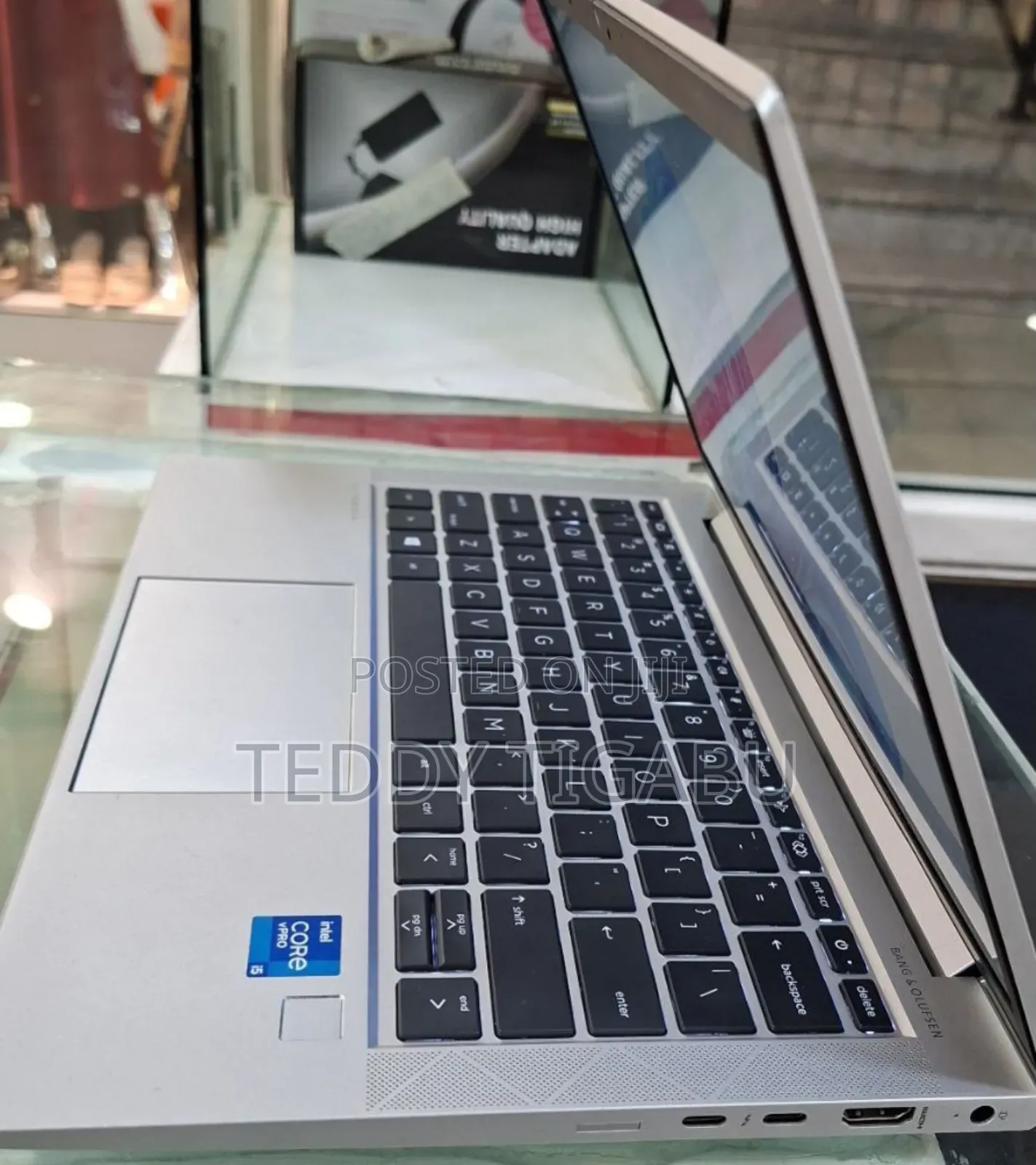 New Laptop HP EliteBook 830 G8 8GB Intel Core I5 SSD 512GB