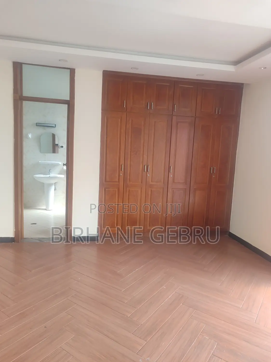 Luxury Apartiment Rent for Office or Business