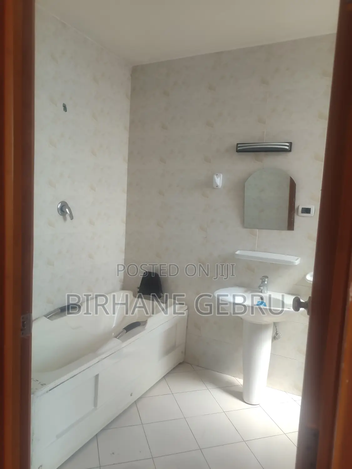 Luxury Apartiment Rent for Office or Business