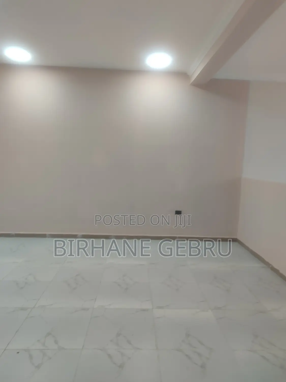 Luxury Aoartiment Rent for Office