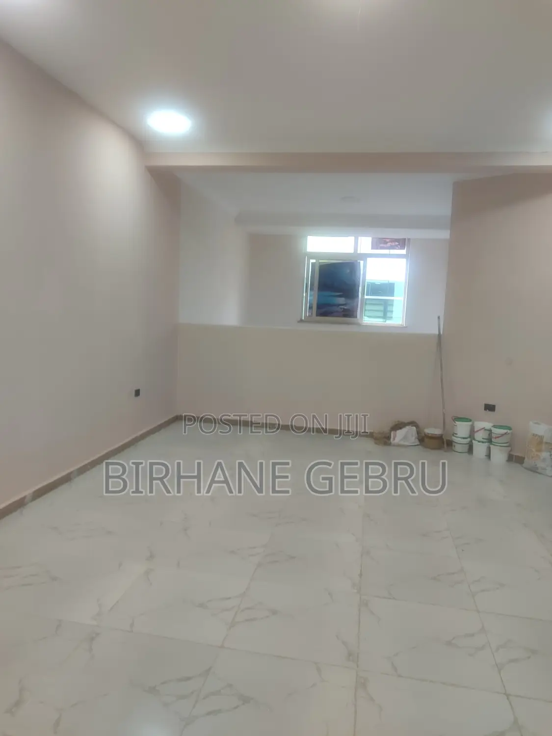 Luxury Aoartiment Rent for Office