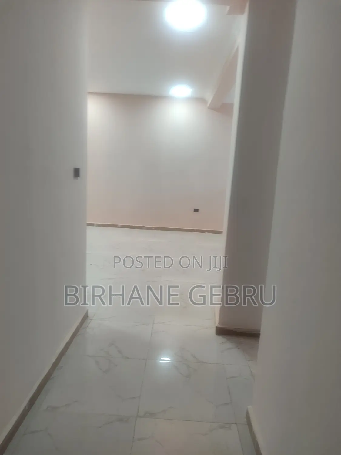 Luxury Aoartiment Rent for Office