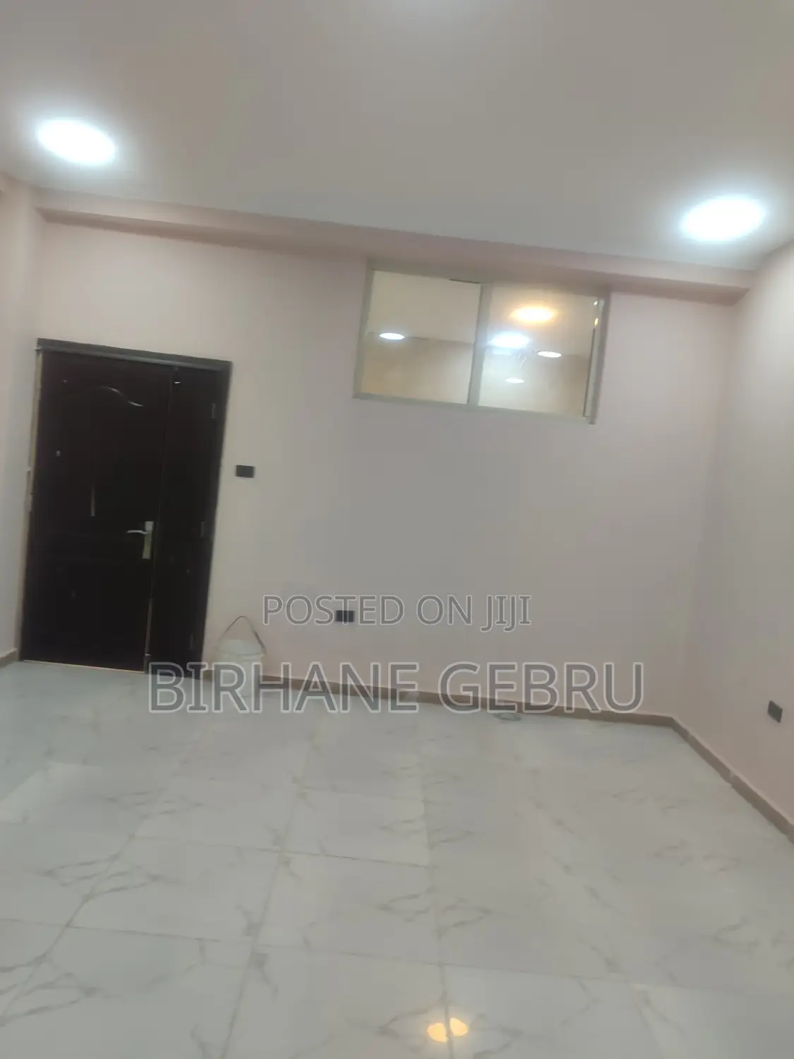 Luxury Aoartiment Rent for Office