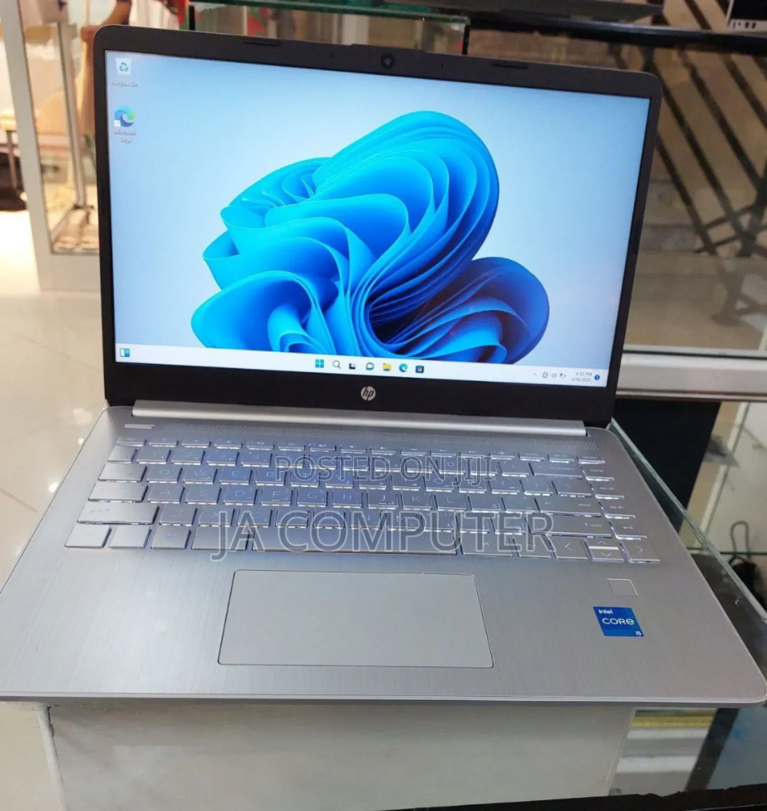 New Laptop HP Stream Notebook 8GB Intel Core I5 SSD 512GB