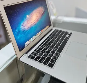 New Laptop Apple MacBook Air 2011 4GB Intel Core I5 SSD 128GB