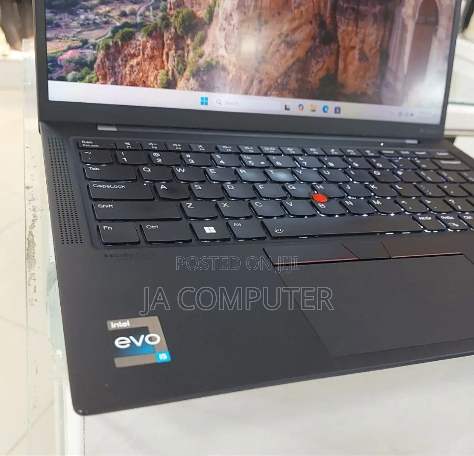 New Laptop Lenovo ThinkPad X1 Carbon 16GB Intel Core I5 SSD 512GB