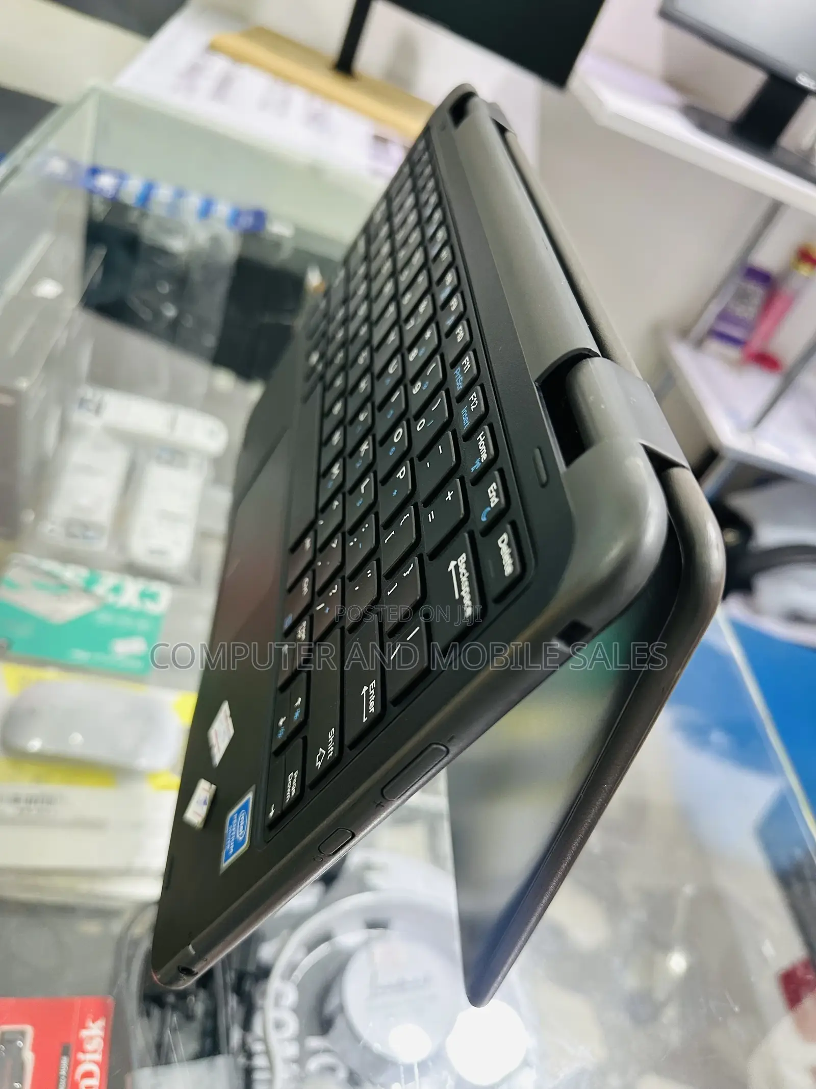 New Laptop Dell Latitude 5310 4GB Intel Pentium SSD 256GB