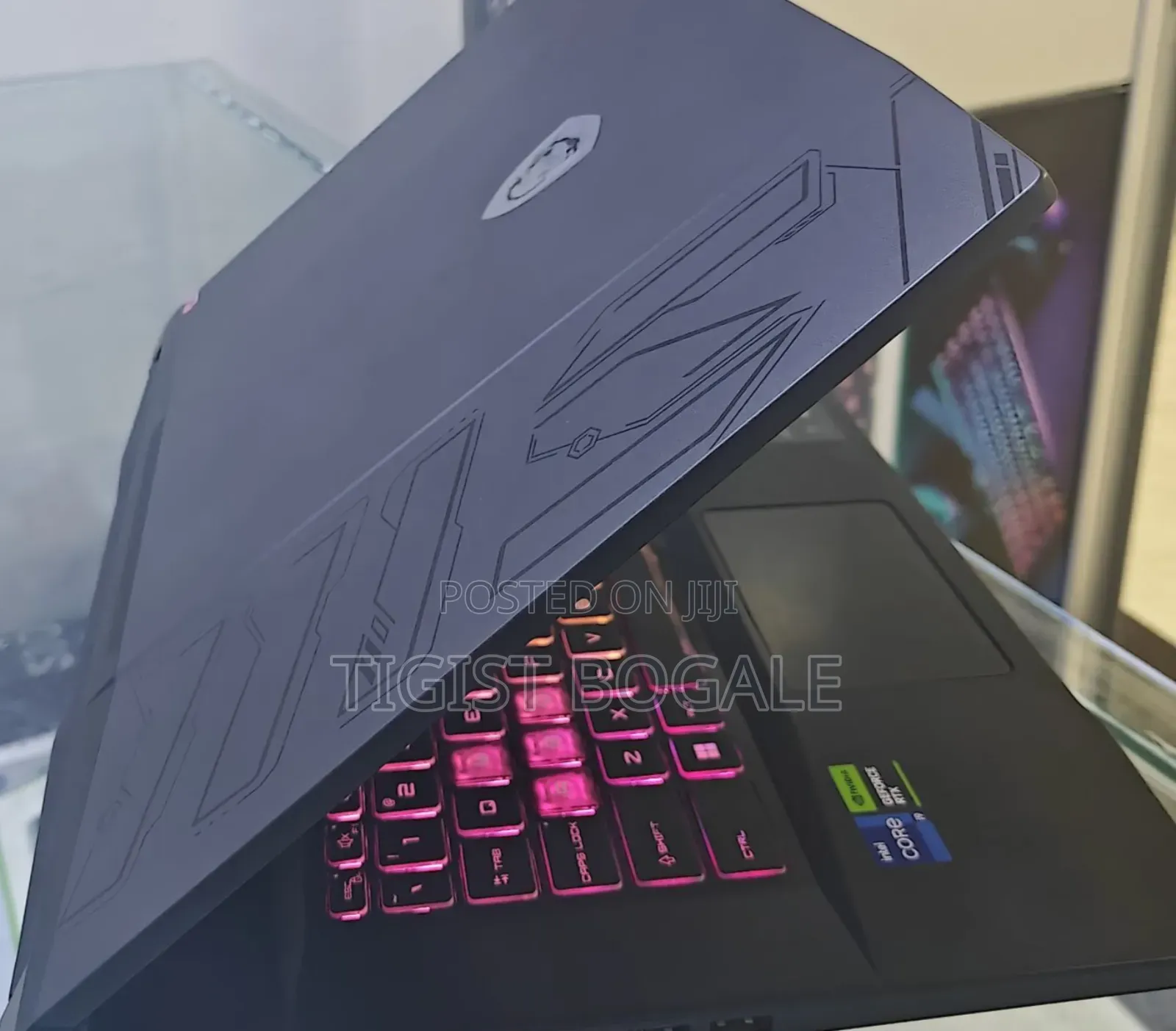 New Laptop MSI Pulse GL66 16GB Intel Core I9 SSD 1T