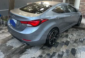 Hyundai Avante 2014 Silver