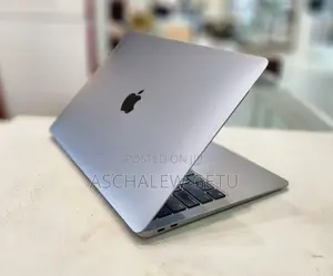 New Laptop Apple MacBook Pro 2022 M2 16GB Apple M1 Pro SSD 256GB