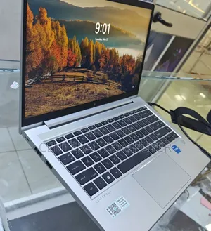 New Laptop HP EliteBook 860 G10 16GB Intel Core I5 SSD 512GB
