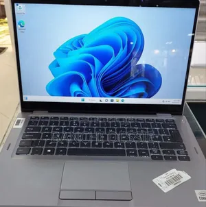 Photo - New Laptop Dell Latitude 5310 16GB Intel Core I5 SSD 512GB