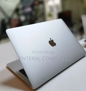 New Laptop Apple MacBook 2018 8GB Intel Core I5 SSD 256GB