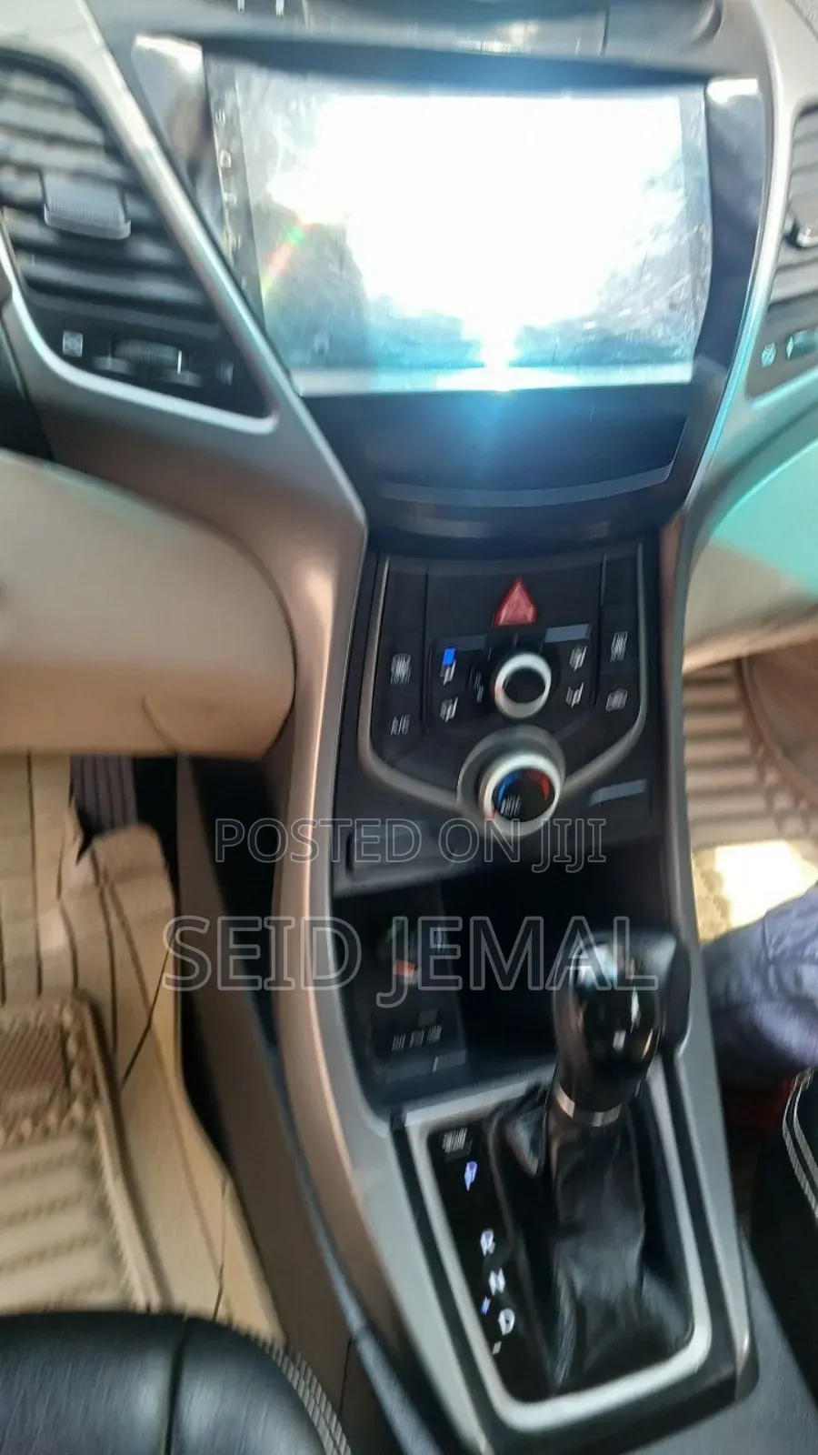 Hyundai Elantra 2014 Brown