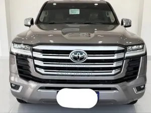 Photo - Toyota Land Cruiser 2023 Brown
