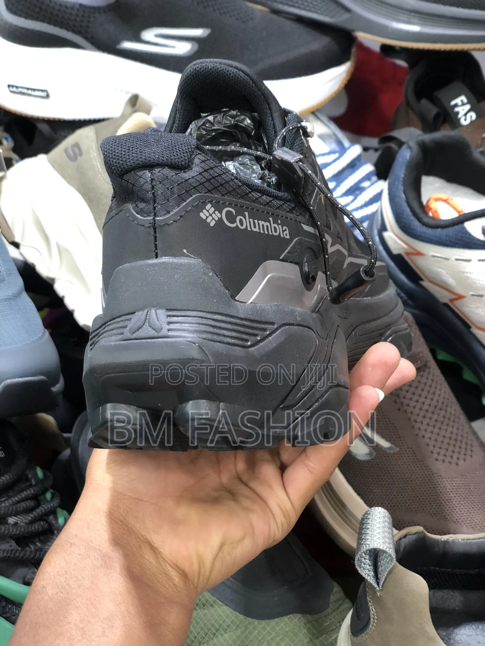 Columbia High Quality Sport and Casual Senaker