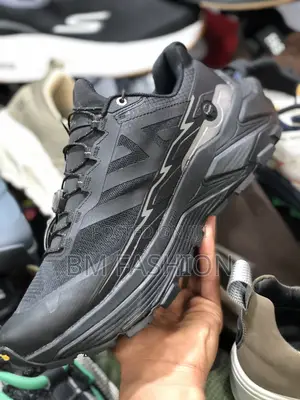 Columbia High Quality Sport and Casual Senaker