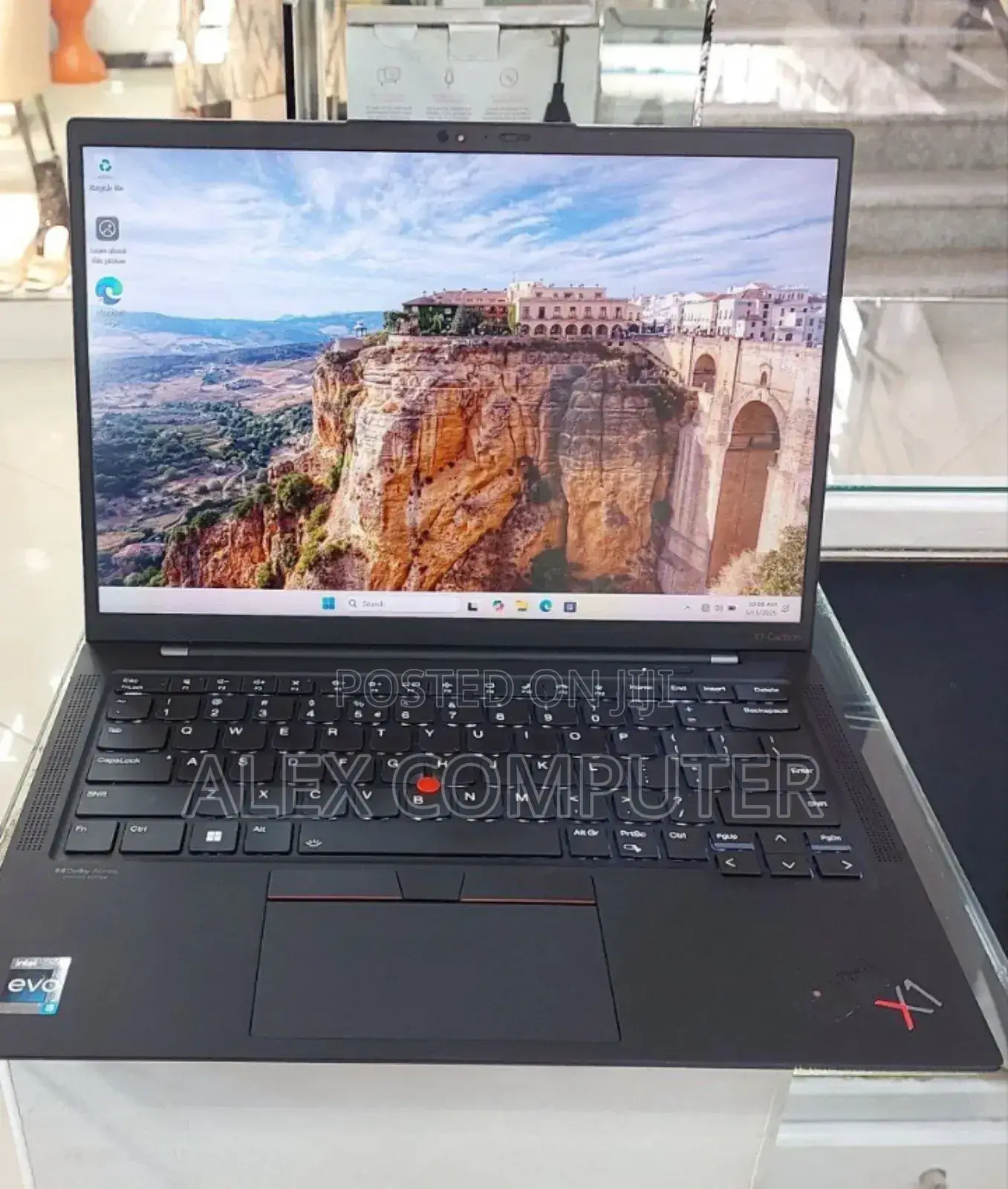 New Laptop Lenovo ThinkPad X1 Carbon 16GB Intel Core I5 SSD 512GB