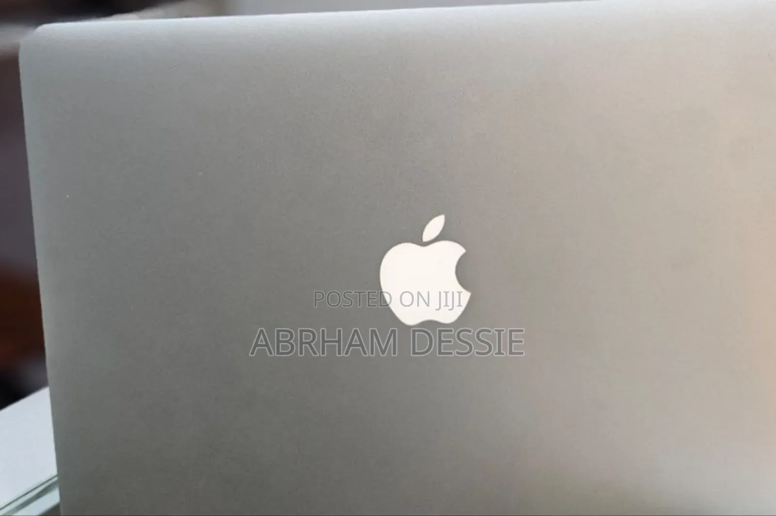 New Laptop Apple MacBook Air 2011 4GB Intel Core I5 SSD 128GB