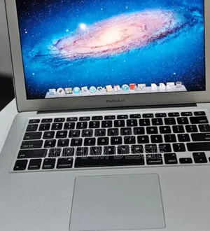 New Laptop Apple MacBook Air 2011 4GB Intel Core I5 SSD 128GB