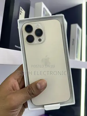 New Apple iPhone 16 Pro 256 GB Gold