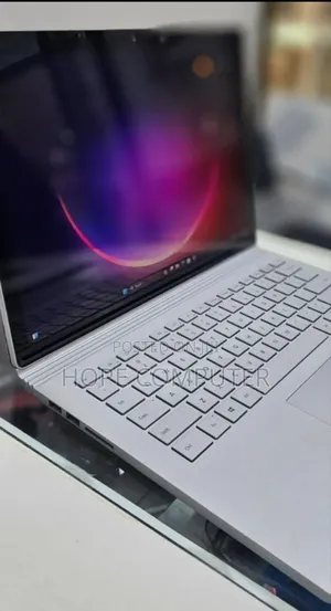 New Laptop Microsoft Surface Book 3 16GB Intel Core I7 SSD 256GB