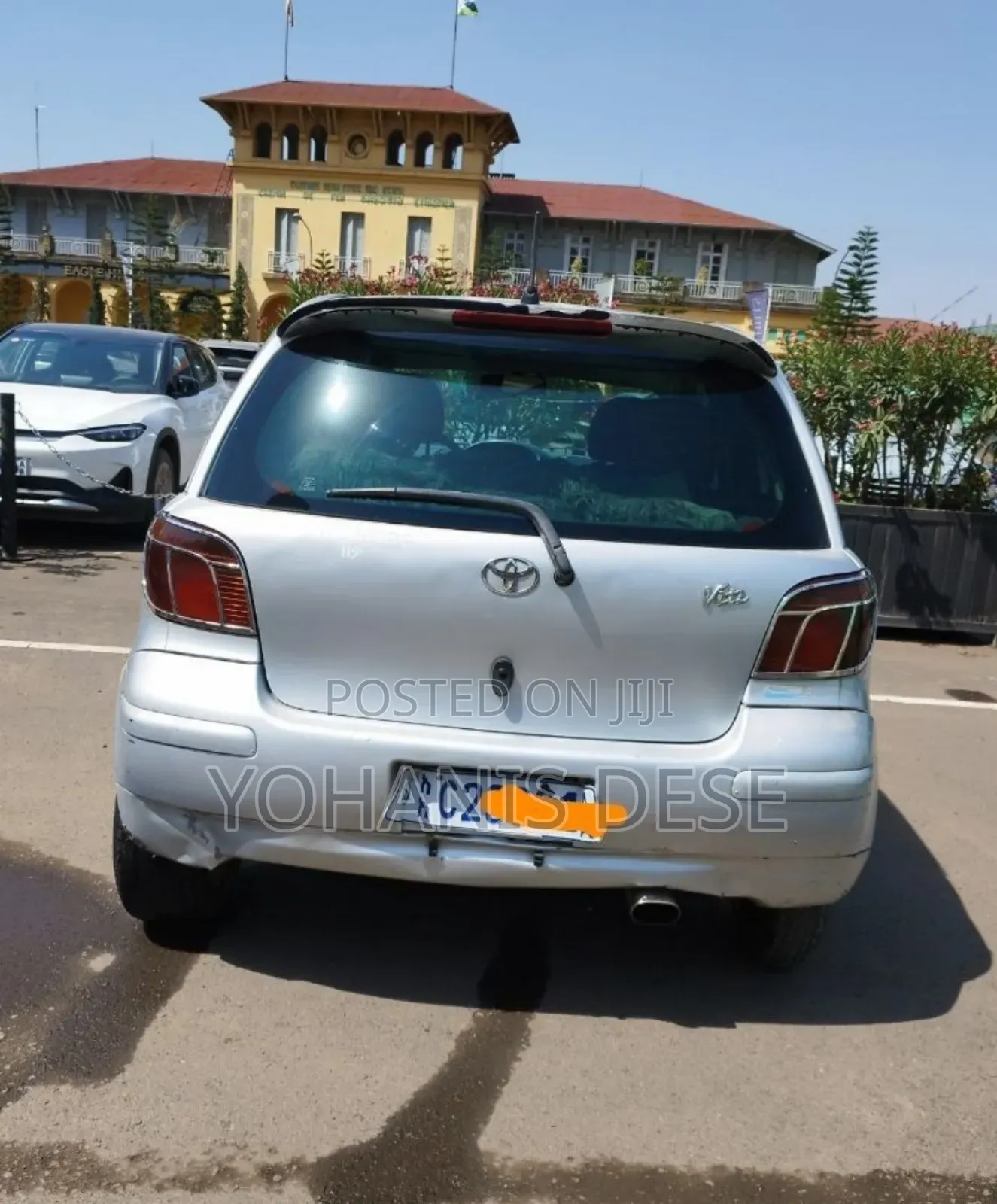 Toyota Vitz 2004 Silver