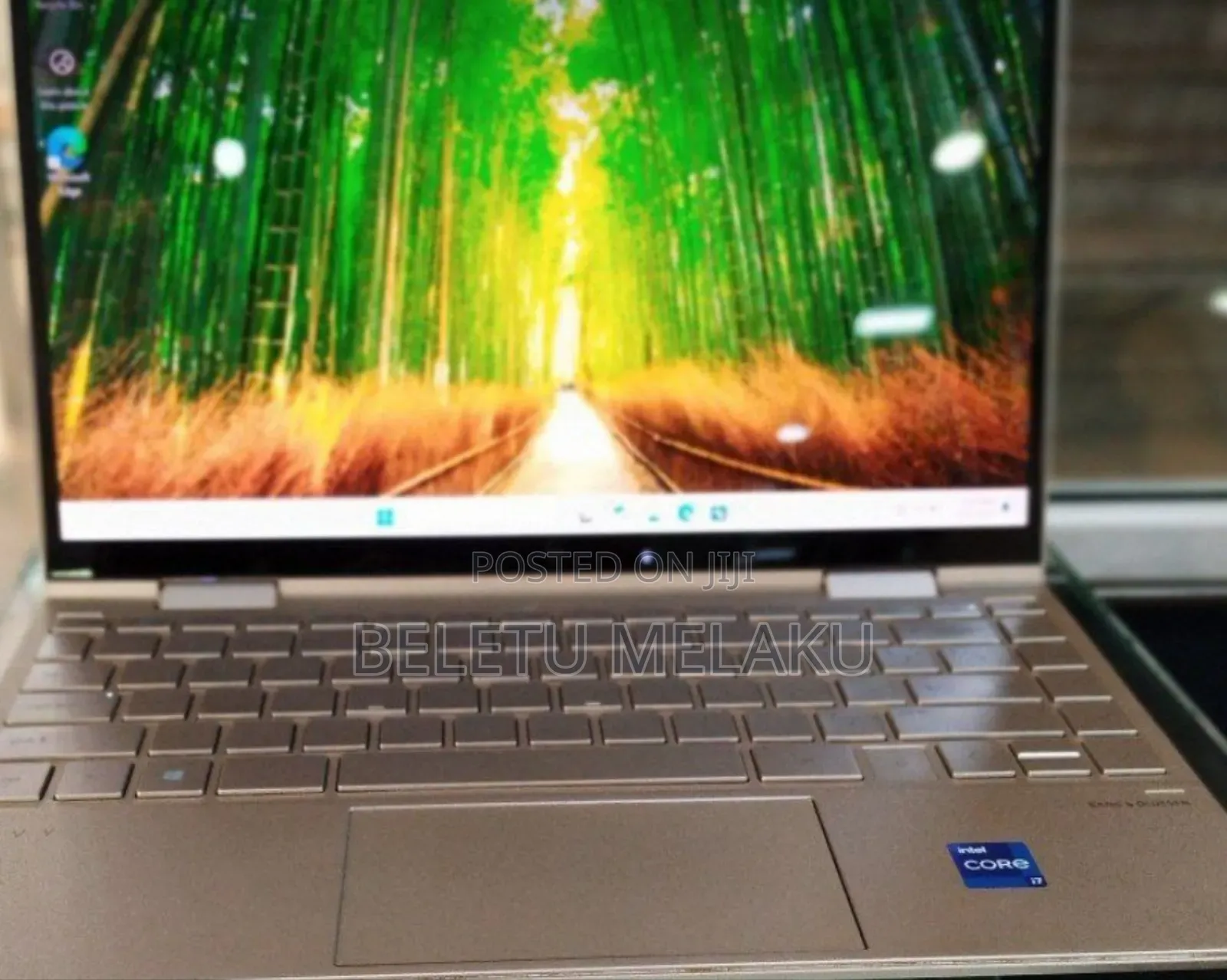 New Laptop HP Envy X360 8GB Intel Core I7 SSD 1T