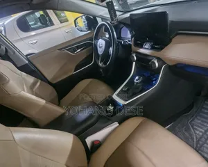 Toyota RAV4 2024 Blue