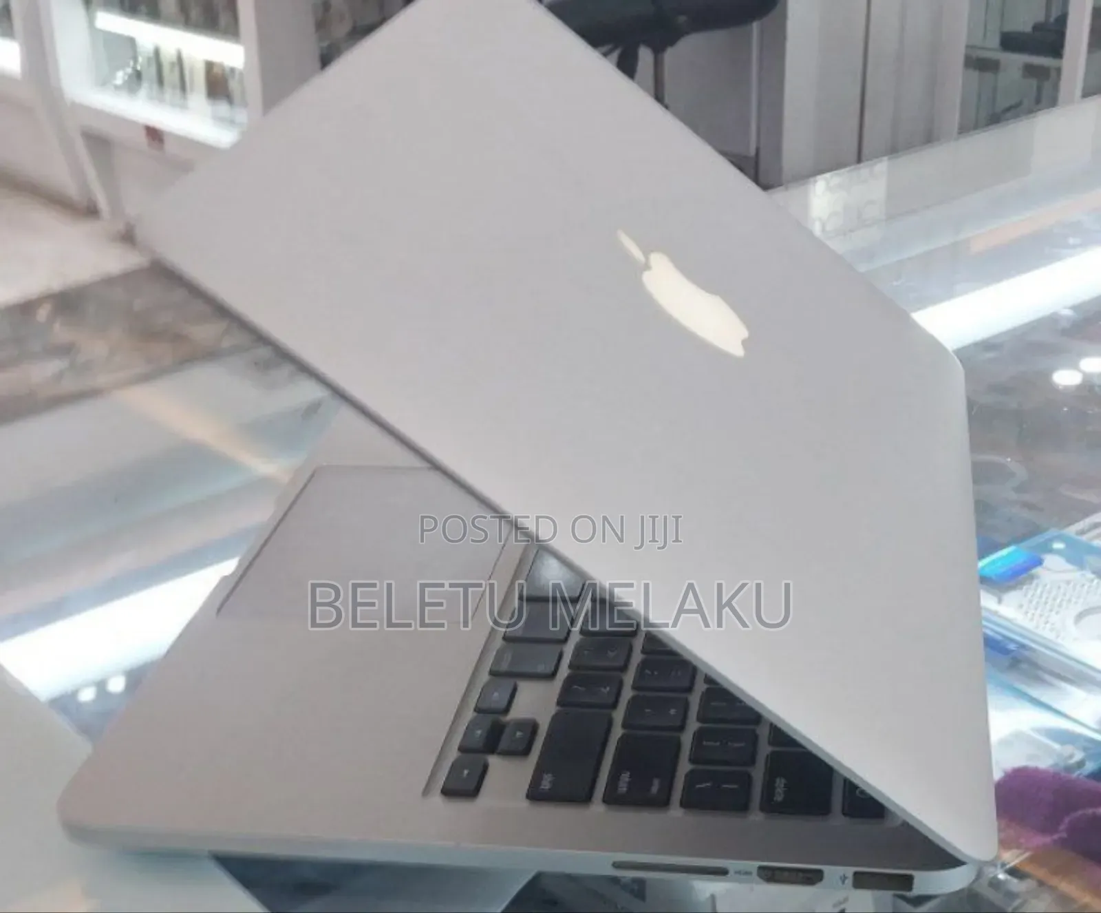 New Laptop Apple MacBook Pro 2015 16GB Intel Core I5 SSD 512GB