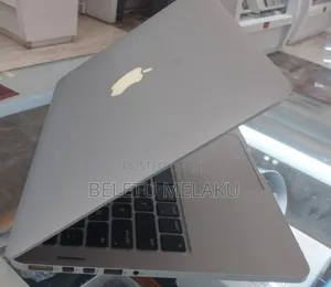 New Laptop Apple MacBook Pro 2015 16GB Intel Core I5 SSD 512GB