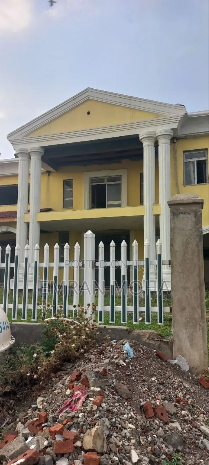 3bdrm House in Ccd Real State, Yeka for sale