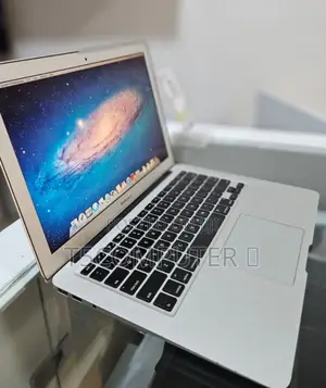 New Laptop Apple MacBook Air 2011 4GB Intel Core I5 SSD 128GB