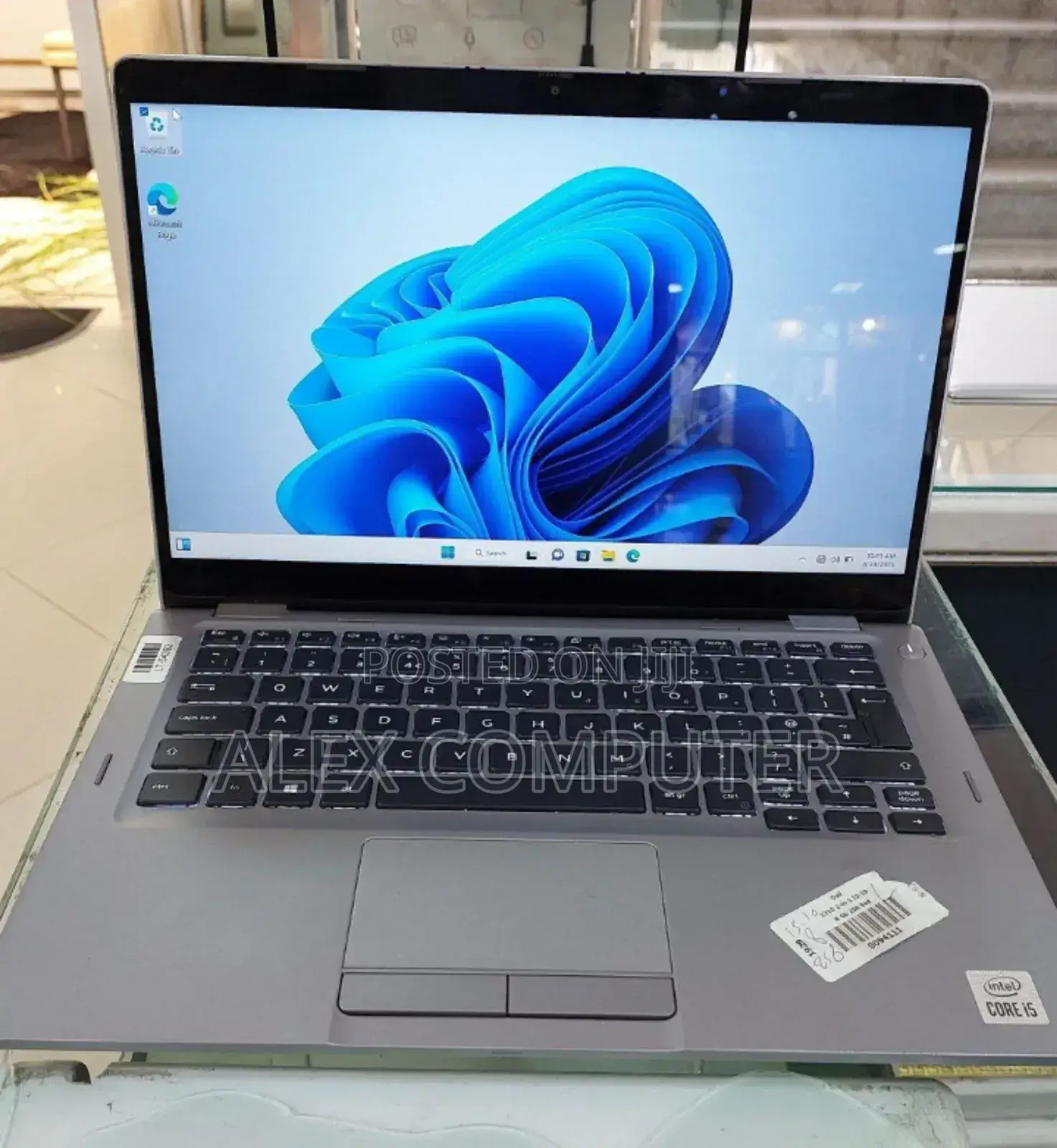 New Laptop Dell Latitude 5310 16GB Intel Core I5 SSD 512GB