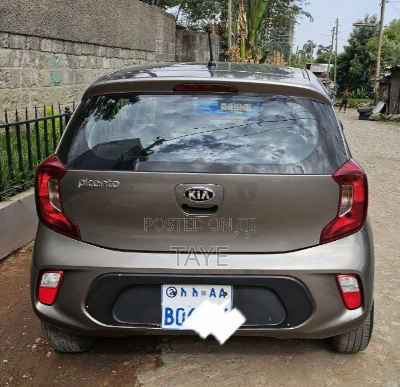 Kia Picanto 2018 Brown
