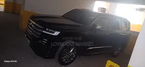 Photo - Toyota Land Cruiser 2023 Black